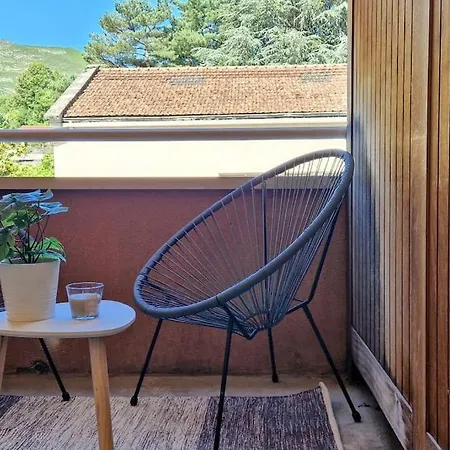 Lourde Center 3 Bed With Parking * Lurdy