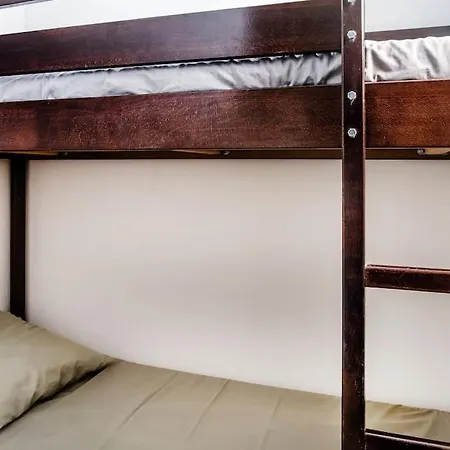Lourde Center 3 Bed With Parking Apartmán